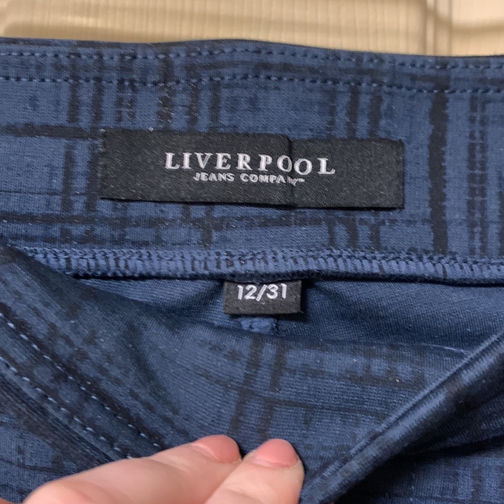 Pants - Picture 4 of 6